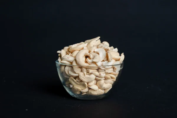 SJH Grade Cashew Nuts - Image 3